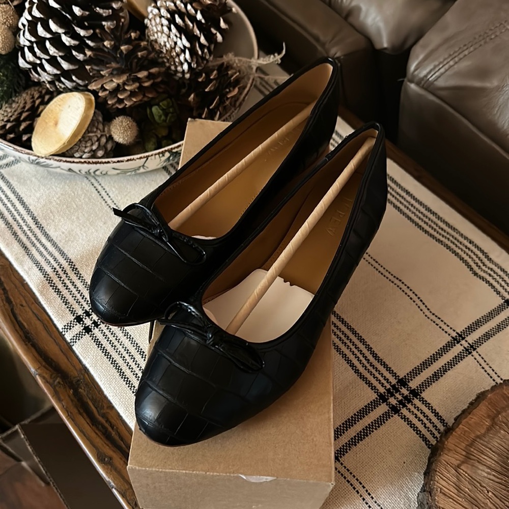 NIB JCrew Women’s Black Croc Ballet Flats Size 8